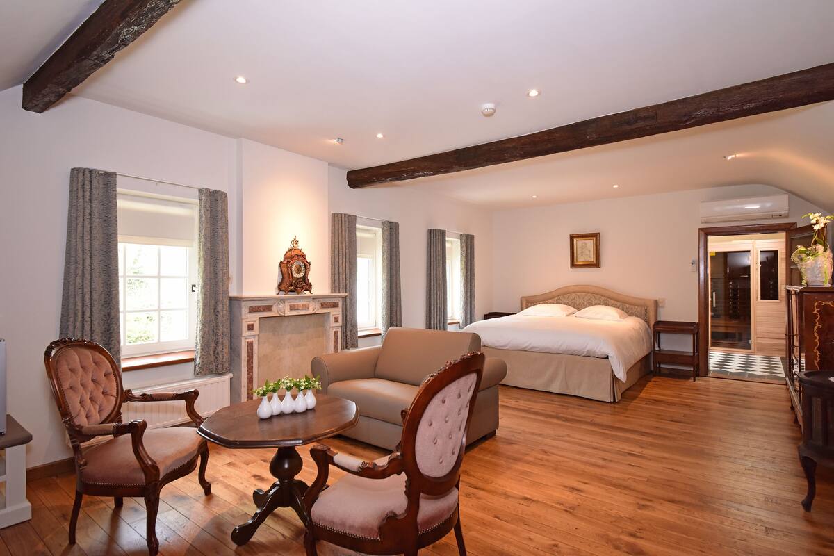 Luxury Double Room, 1 King Bed, Sauna, Garden Area | Premium bedding, minibar, desk, laptop workspace