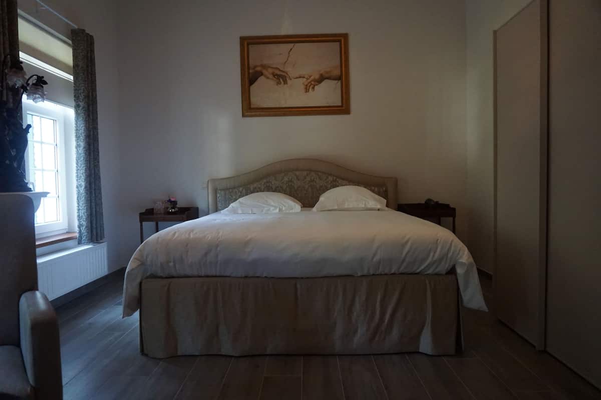 Luxury Double Room (Michelangelo) | Premium bedding, minibar, desk, laptop workspace