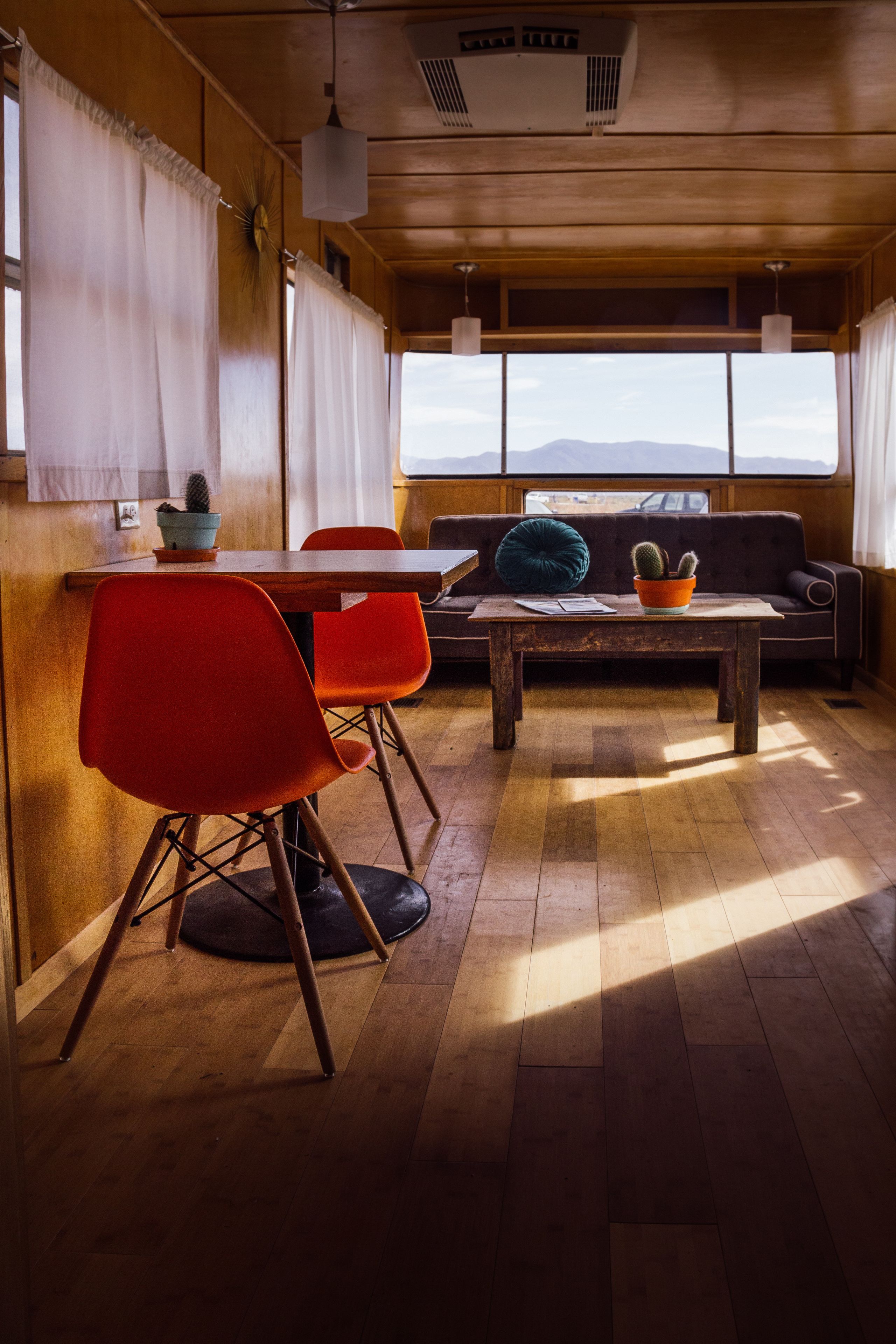40 1954 Spartan Imperial Mansion (Soy Capitan) | Living area