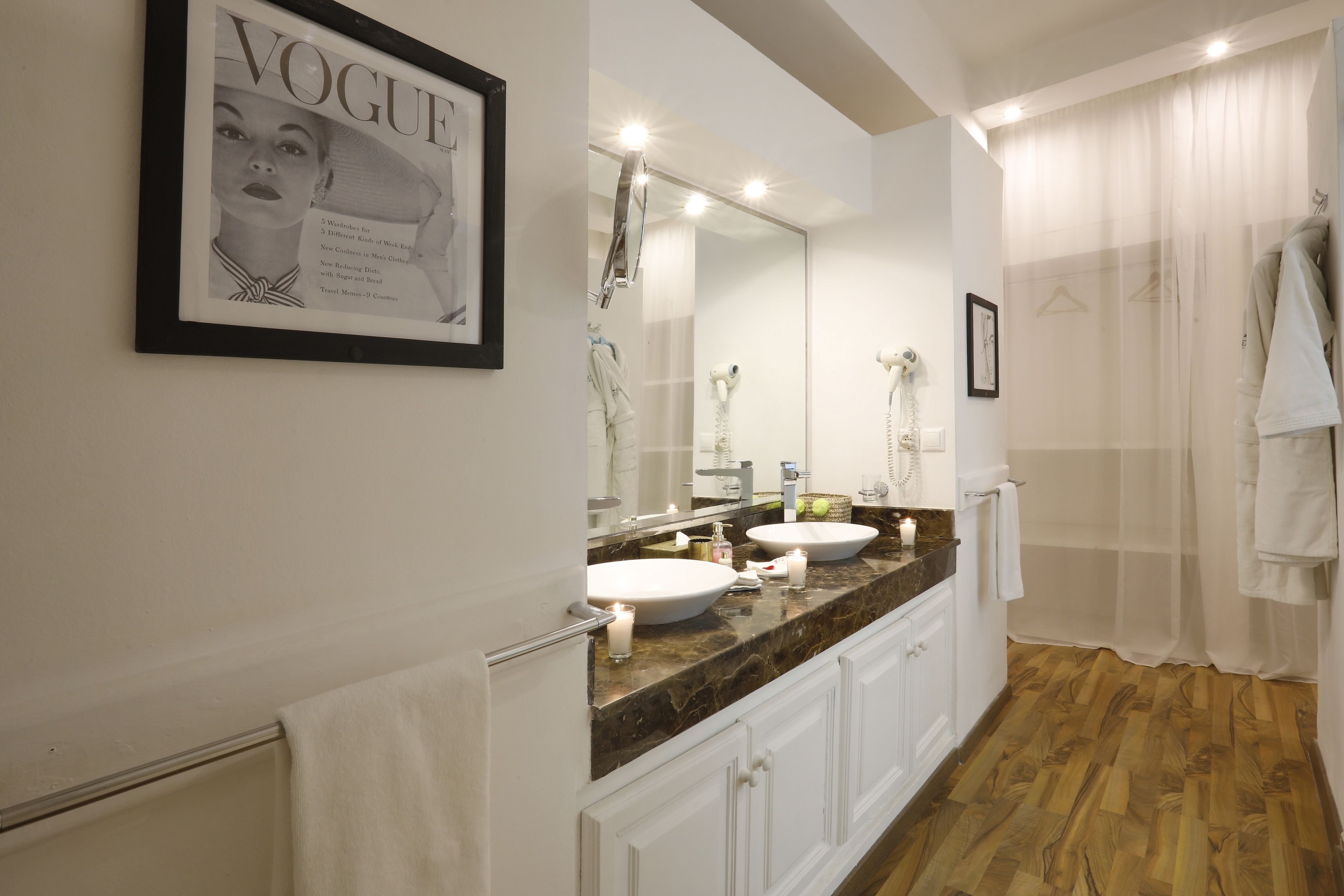 junior suite | premium bedding, minibar, in-room safe, soundproofing