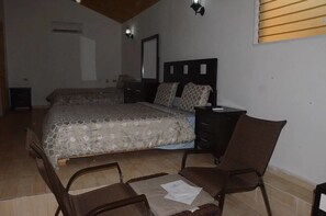1 bedroom, premium bedding, minibar, in-room safe - Odivin Hotel Luxury Suite (Gonaives)