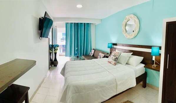 Apartment, 1 Double Bed, Balcony | In-room safe, desk, blackout curtains - Bahia Tropical II (San Andrés)