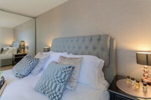 Luxury Cottage, 3 Bedrooms, Kitchen, Beachside | 3 bedrooms, premium bedding, iron/ironing board, cribs/infant beds