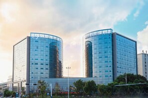 Unclassified image, 2 of 73, button - Nanxiang Hotel (Anqing)