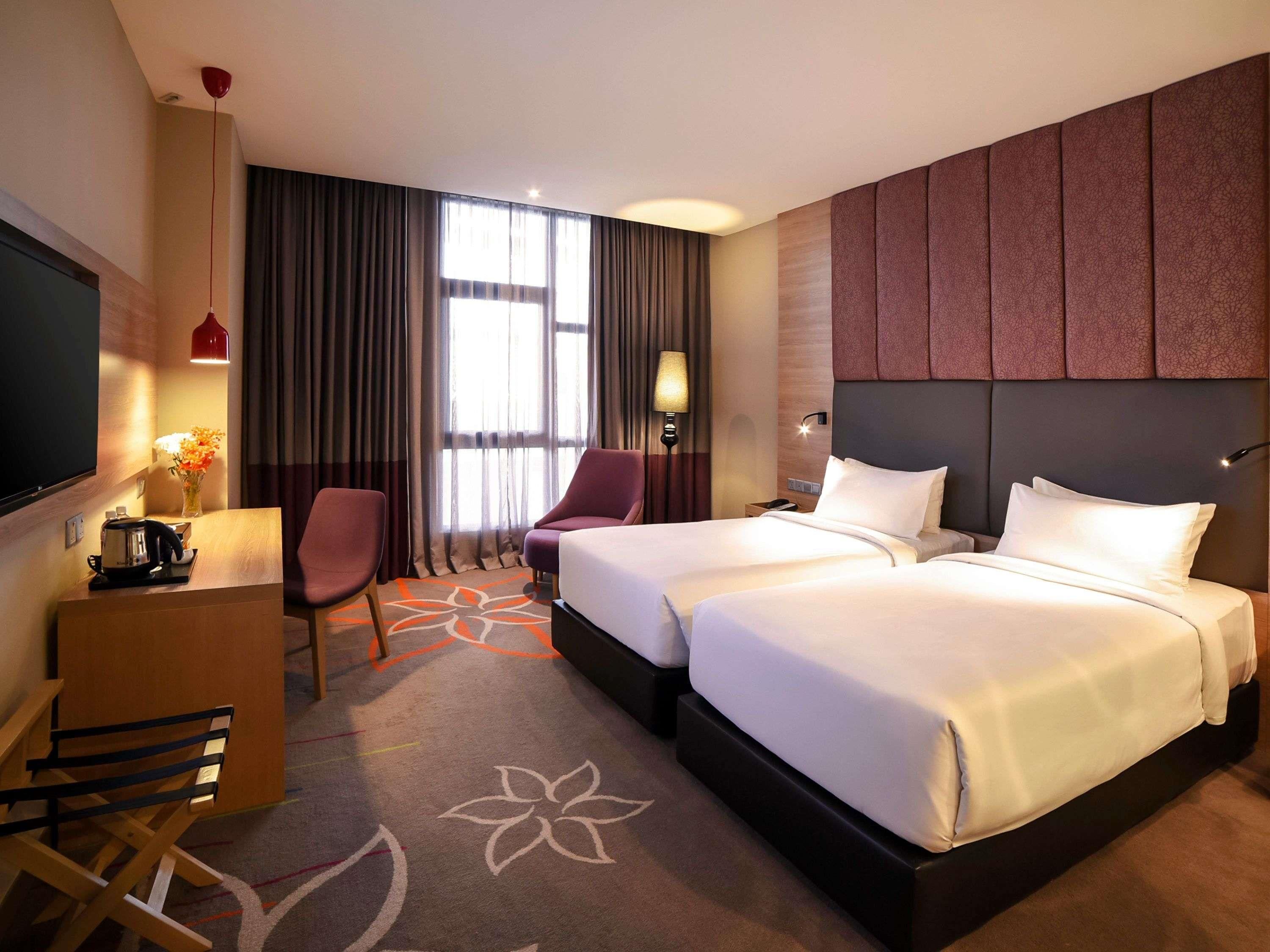 Minibar, in-room safe, desk, blackout curtains