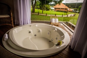 Suite | Baignoire à jets