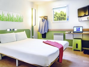 Desk, soundproofing, iron/ironing board, free cots/infant beds