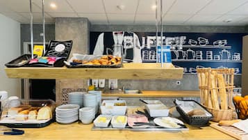 Daily continental breakfast for a fee