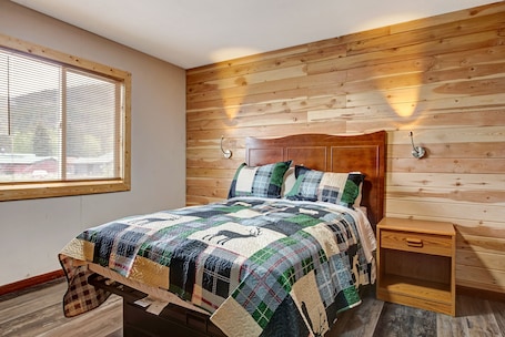 高级套房, 私人浴室 (Room 105, 106, 107, 108) | 免费 WiFi、床单