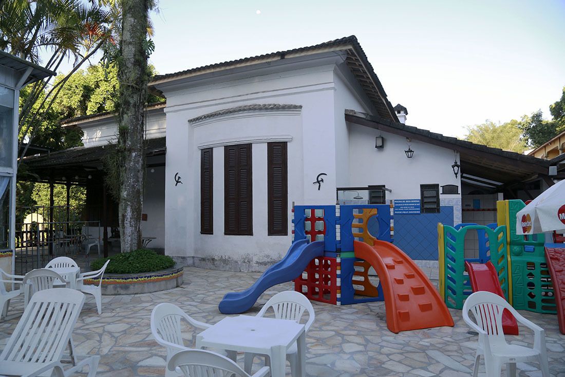 children’s play area – outdoor