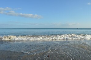 On the beach - Acuarela Hostal - Hostel (Rio Hato)
