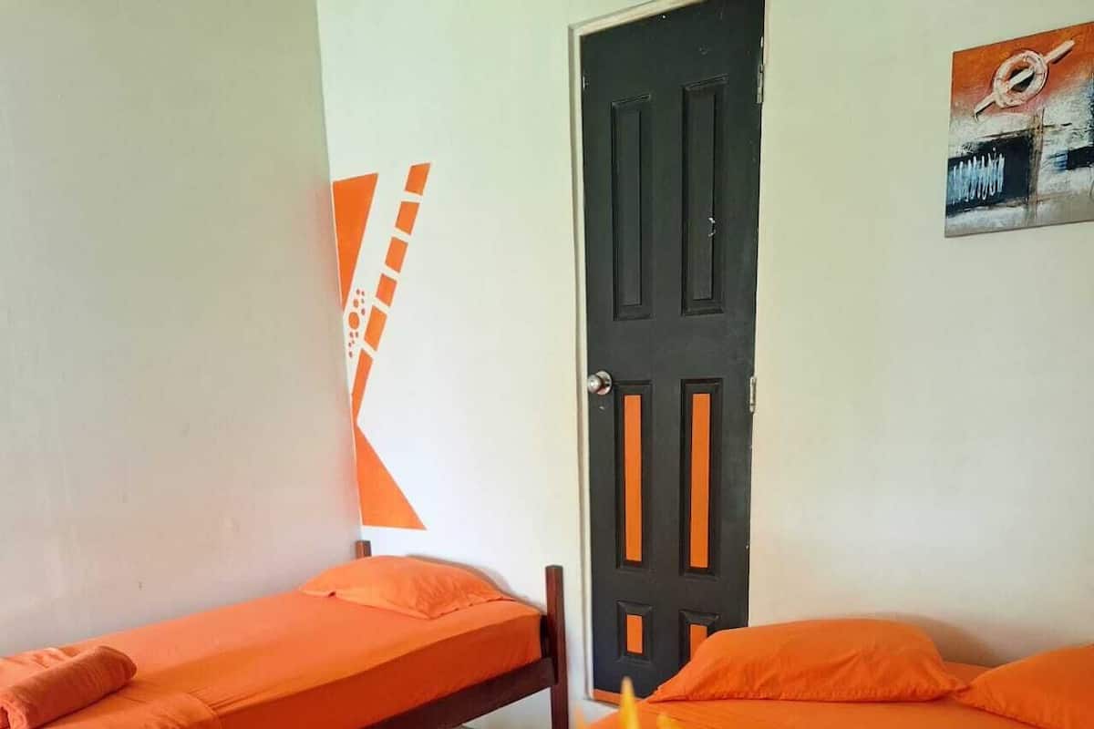 Wifi gratis y ropa de cama