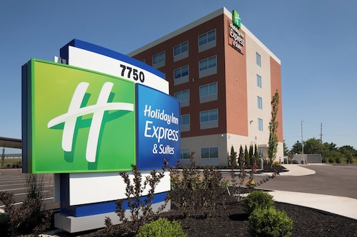 Holiday Inn Express & Suites-Cincinnati North - Liberty Way by IHG