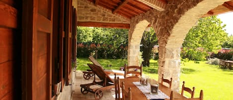 Terrace/patio