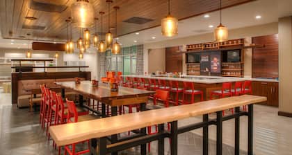 Holiday Inn Hotel & Suites Houston West - Katy Mills by IHG