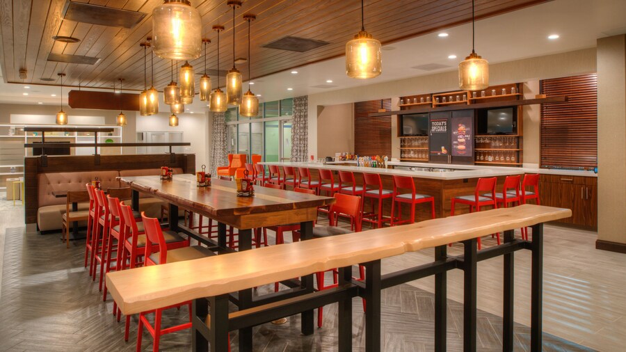 Holiday Inn Hotel & Suites Houston West - Katy Mills by IHG