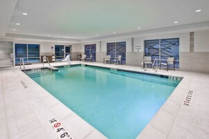 Una piscina techada