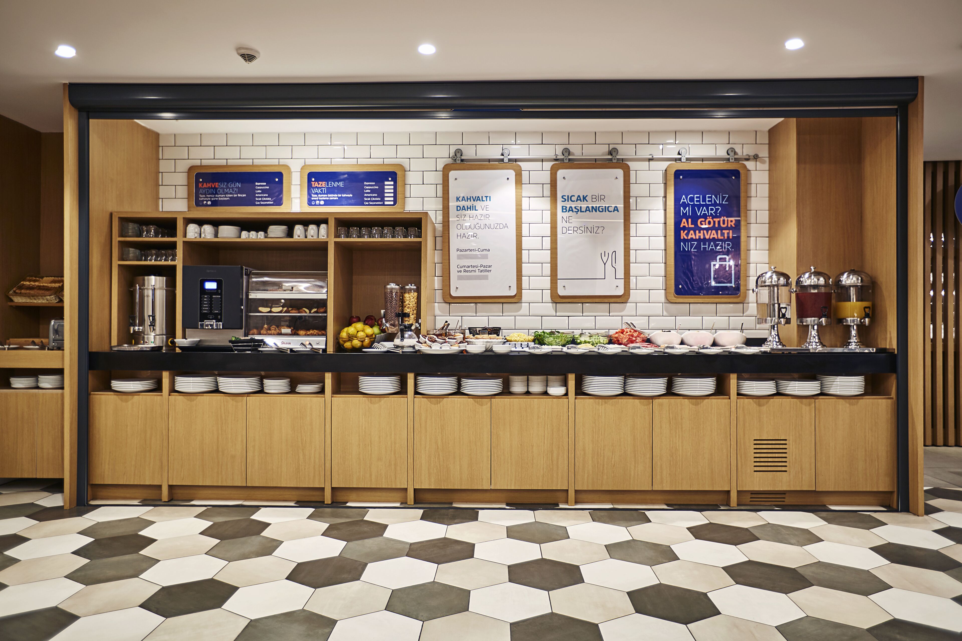 Foto - Holiday Inn Express - Istanbul - Atakoy Metro by IHG