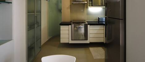 Elite Apartment, 2 Bedrooms | Private kitchen