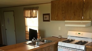Cabin 5 | Private kitchen