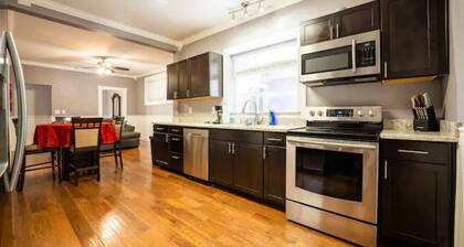 ELEGANTE CENTRO TACOMA HOME UNIDAD A