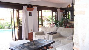 Smart TV, DVD player, books, music library