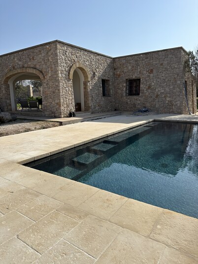 SAN GREGORIO VILLA WITH SECULAR OLIVE GROVE, GARDEN, PORCH AND PRIVATE POOL