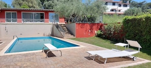 Piscine extérieure
