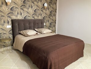 2 chambres, fer et planche à repasser, lit parapluie, Wi-Fi