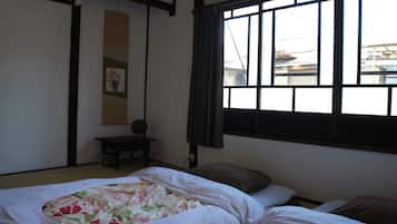 Quarto tradicional, sacada (Japanese Style) | Wi-Fi de cortesia, roupa de cama