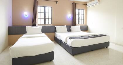 M S Hotel, Tengku Kelana KTM Klang