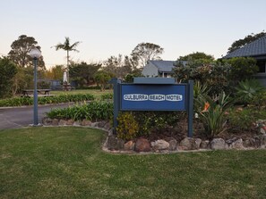 Exterior - Culburra Beach Motel (Culburra Beach)