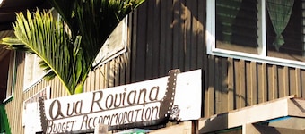 Qua Roviana Motel