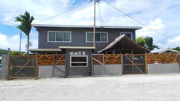 واجهة المنشأة