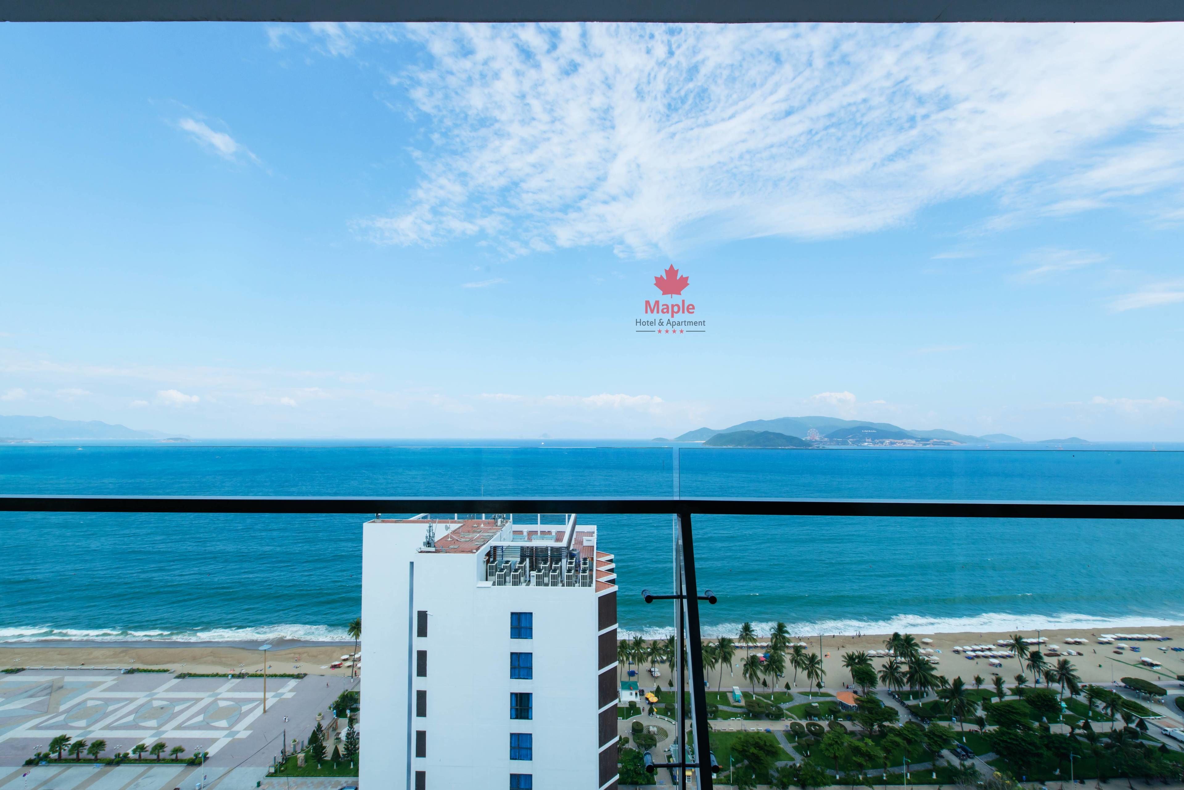 Executive 01 Bedroom Apartment with Sea View (for 04 adults) | Olohuone | LED-televisio