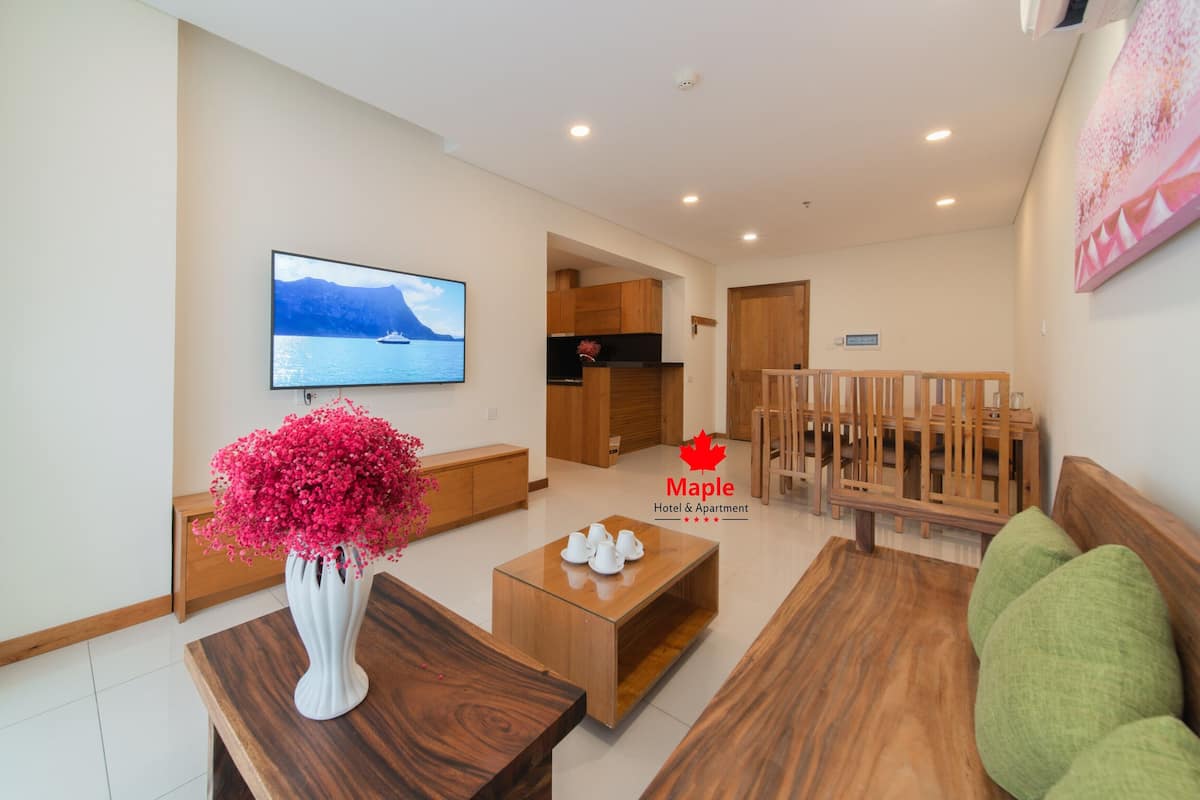 Apartment, 2 Bedrooms, Sauna | Private kitchen | Electric kettle