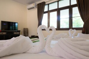 Standard Room, Multiple Beds, Courtyard View, Courtyard Area | Minibar, desk, rollaway beds, free WiFi - HueanKhamHom Resort (Chiang Mai)