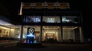 Interior entrance - Hotel Novena (Watampone)
