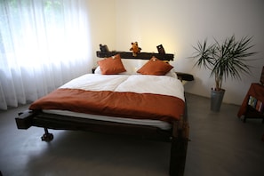 3 habitaciones, escritorio y insonorización