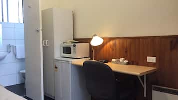 Kamar | Setrika/meja setrika, Wi-Fi gratis, dan seprai linen