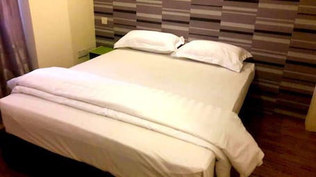 Escritorio y wifi gratis