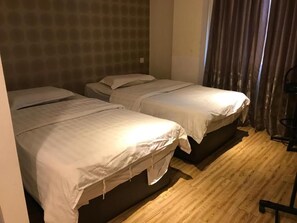책상, 무료 WiFi