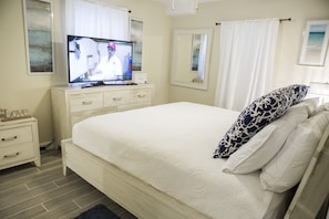 1 bedroom, iron/ironing board, free WiFi, bed sheets - NewBestChoice🌴2pools,1Hot, Internet,Tennis🌞BeachSvc,2 Chair,1 Umbrella,Sleep 6 (Miramar Beach)
