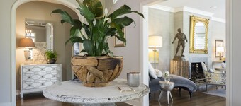 Historisk nabolag.  Hjem overser Overton Park.  Luksus innkvartering.