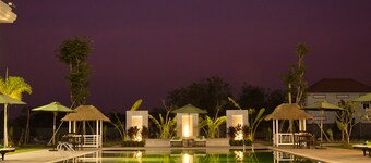 グロリアス ホテル & スパ