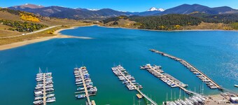 2BR Lake Dillon Escape w/ Pool & Hot Tub!