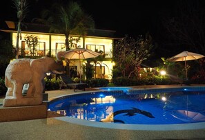Outdoor pool - Bai Bai Home (Takua Pa)