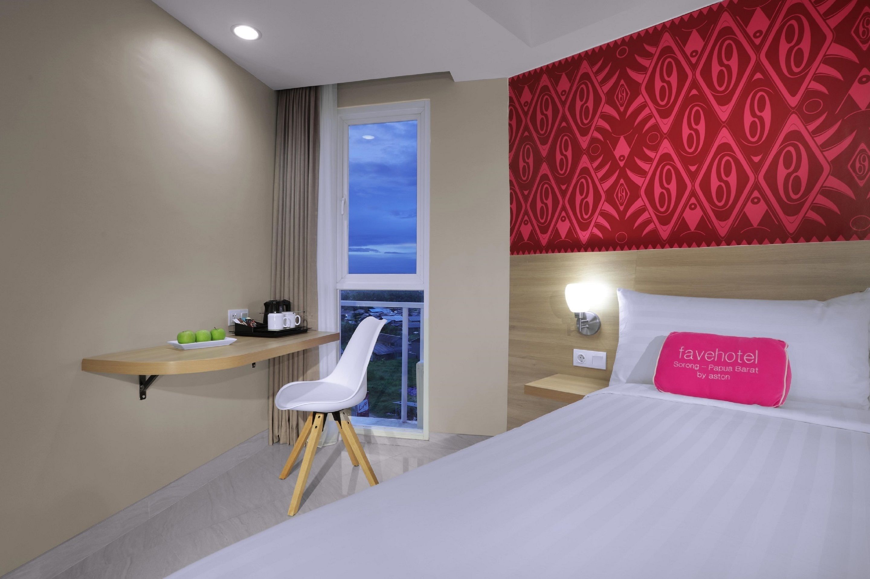 superior double room | city view