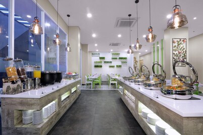 苏荣帕普亚法维酒店