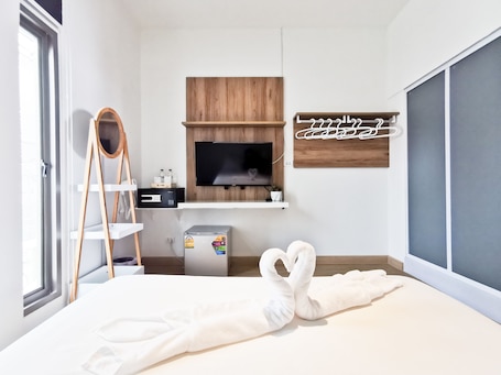 Double Room with Bathroom | 1 ๊ฐ์ ์นจ์ค, ๋ค๋ฆฌ๋ฏธ/๋ค๋ฆฌ๋ฏธํ, ๋ฌด๋ฃ WiFi, ์นจ๋ ์ํธ